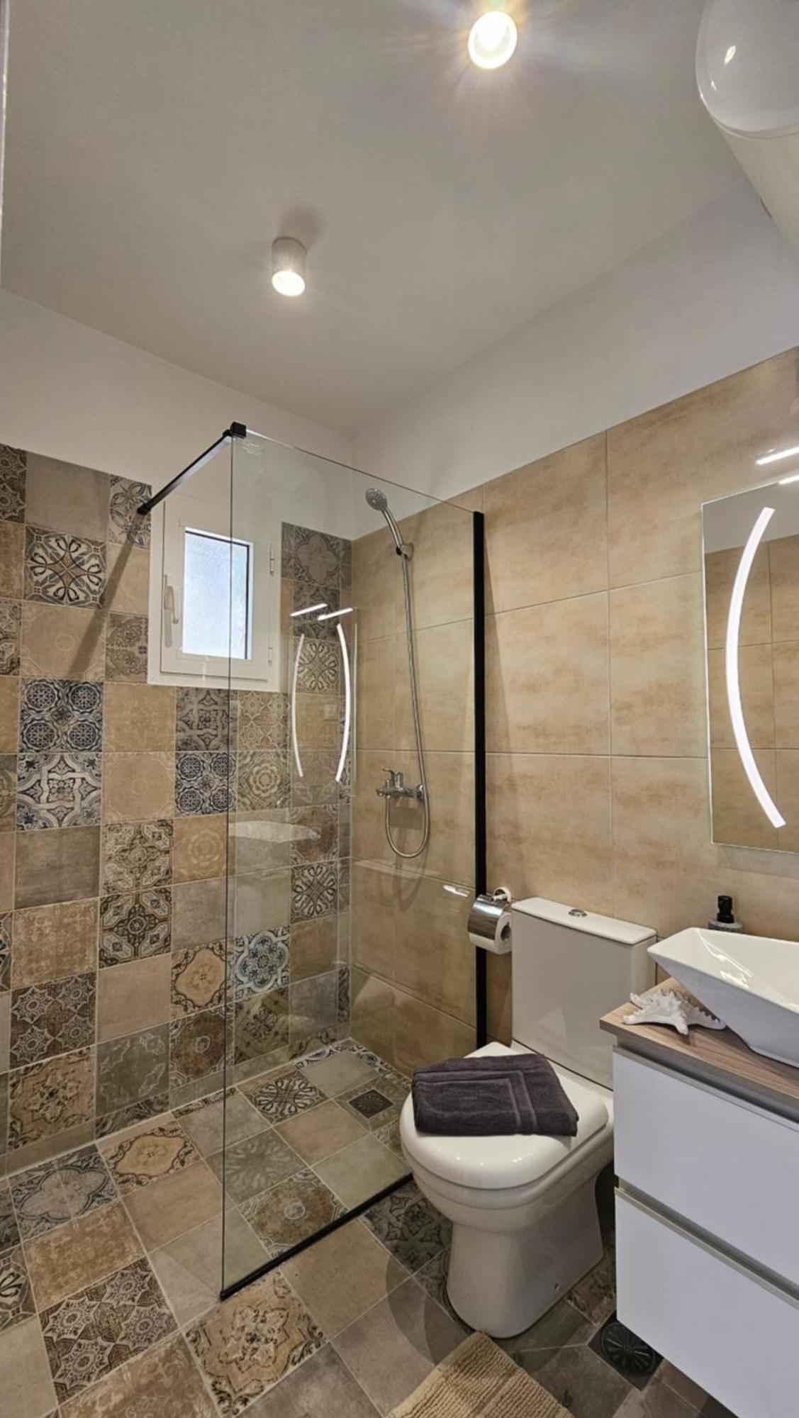 Chronis Apartment Adamantas (Milos)